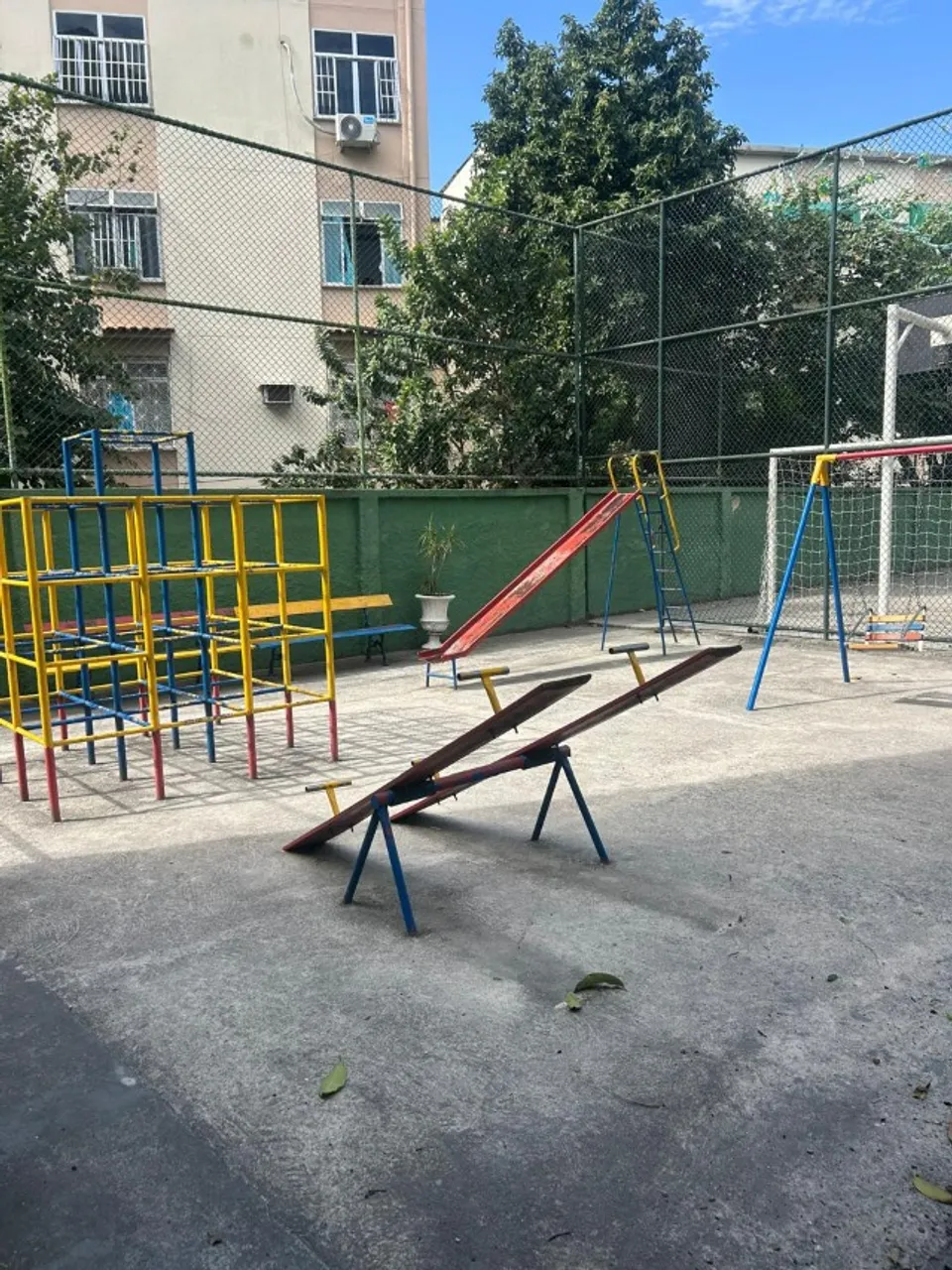 Квартира с 2 спальнями, 50 м² и кухней с газовой плитой — photo 13