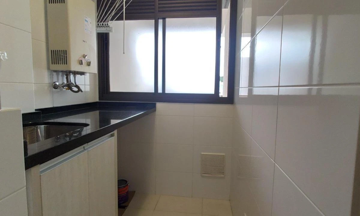 2-bedroom apartment with a home office — photo 29