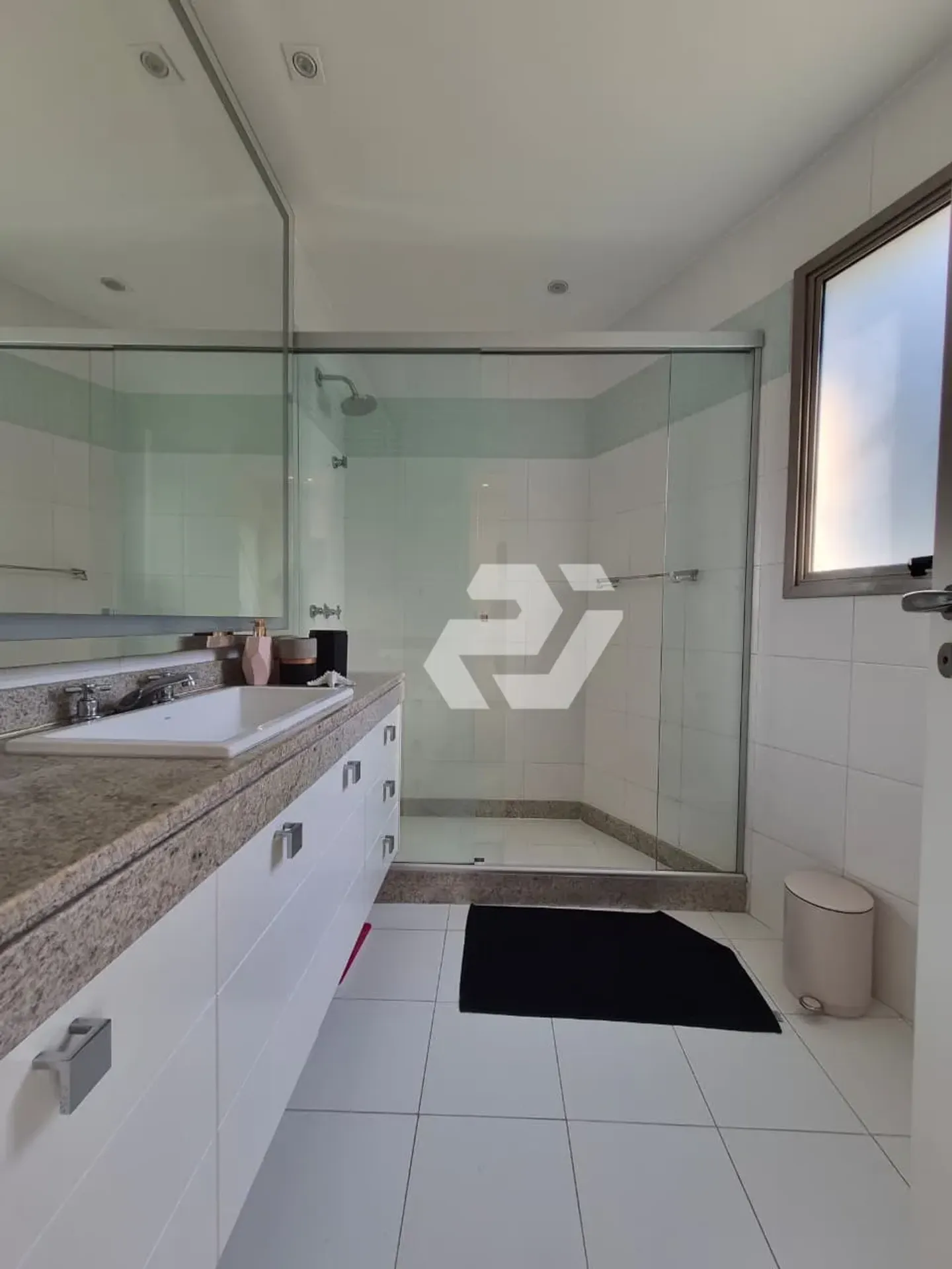 4-bedroom, 5-bath apartment with balcony and 3 parking — photo 42