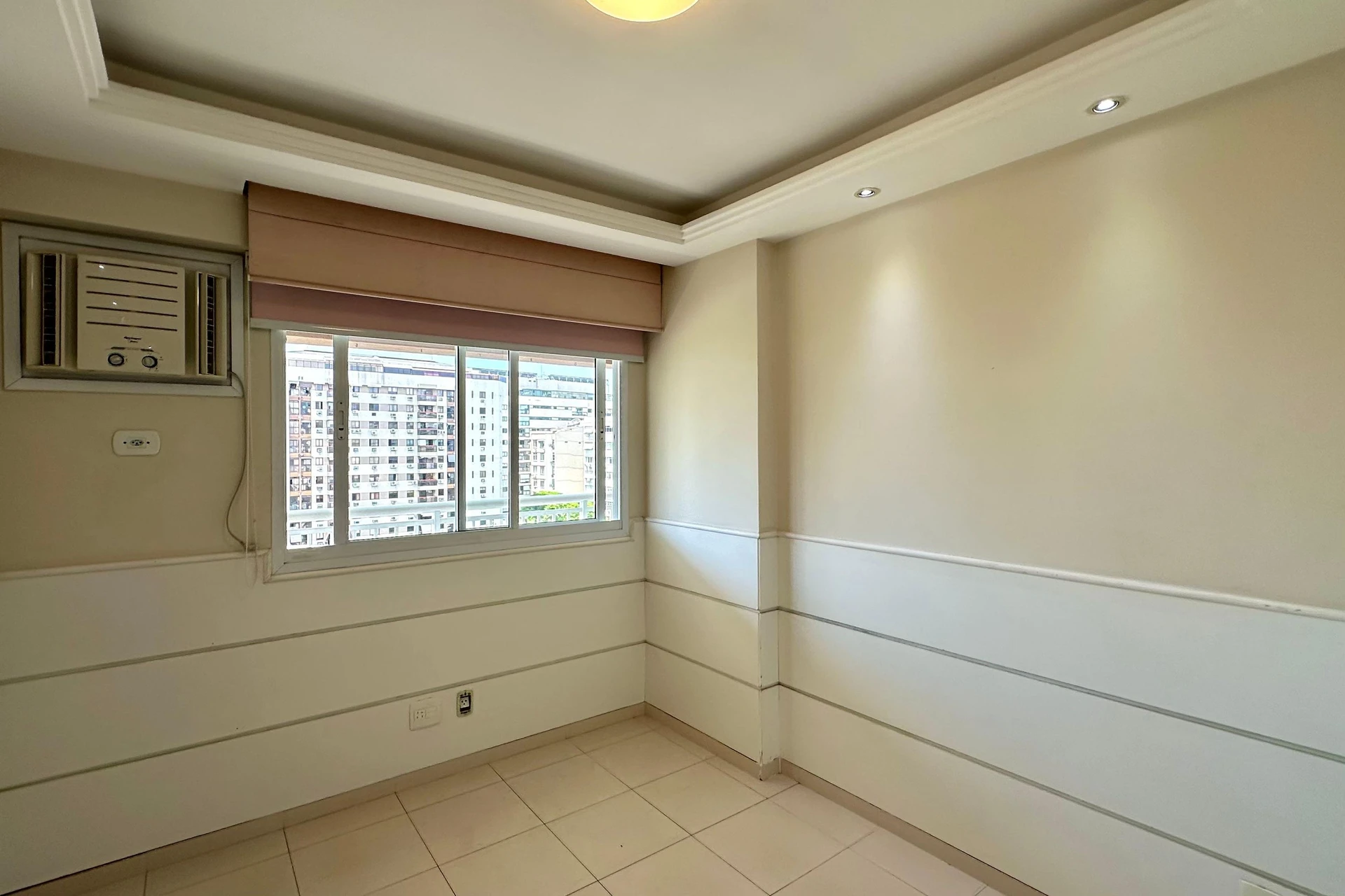 Apartamento de 3 quartos com vista para a água — photo 40