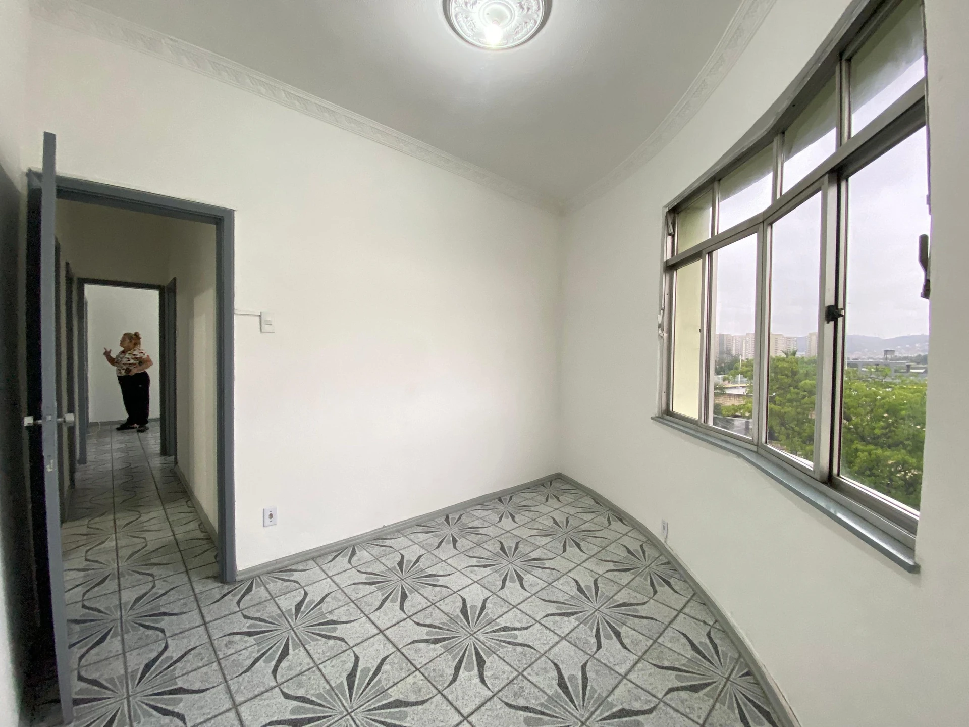Орендна квартира з 3 спальнями та 1 ванною — photo 32