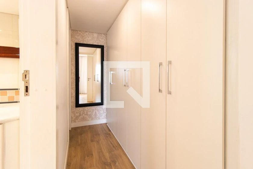 Bathtub in a 3-bedroom apartment, 176 m² — photo 42