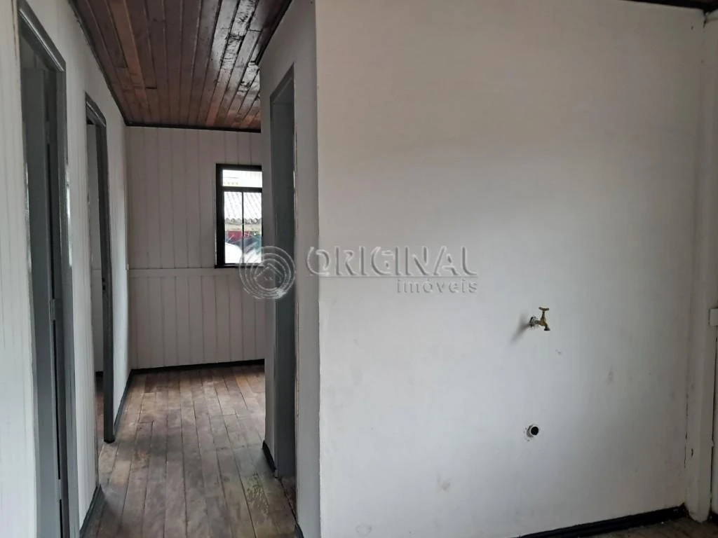 Будинок із 2 спальнями та дерев'яною підлогою або ламінатом — photo 7