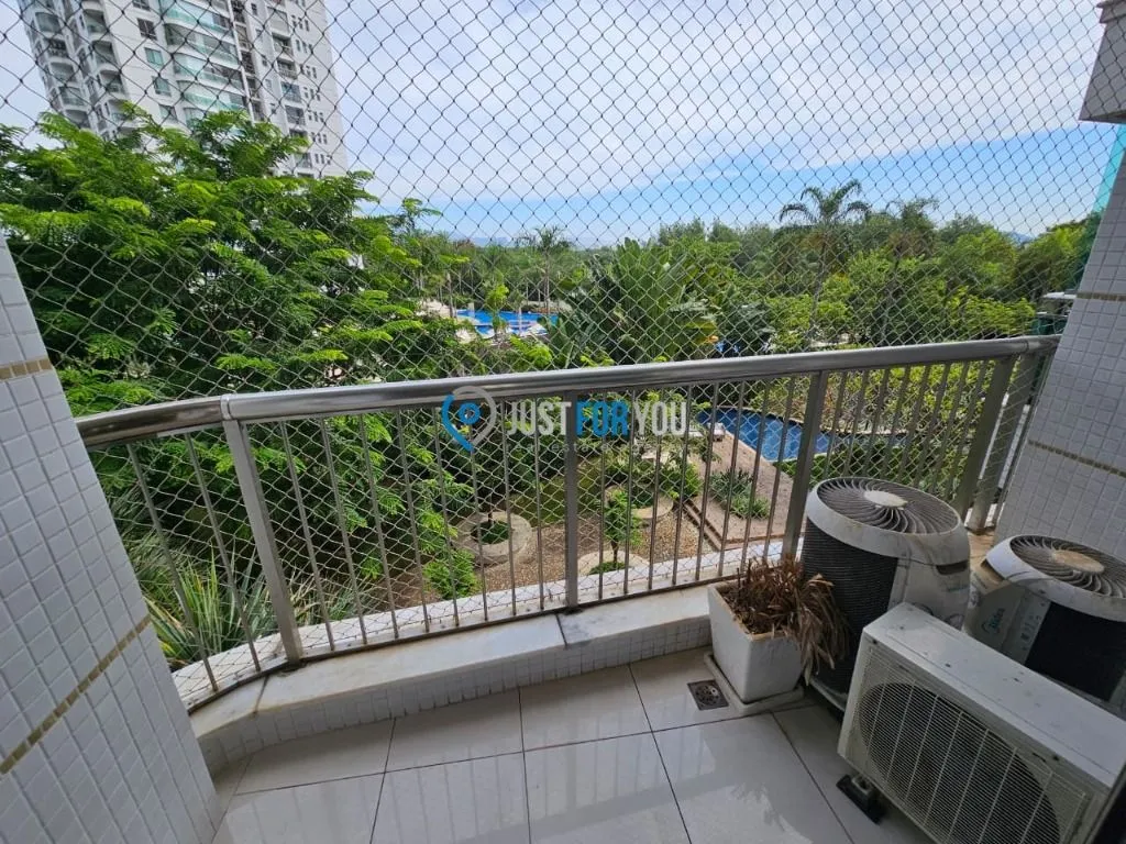 Apartamento mobiliado de 4 quartos em condomínio com piscina — photo 40