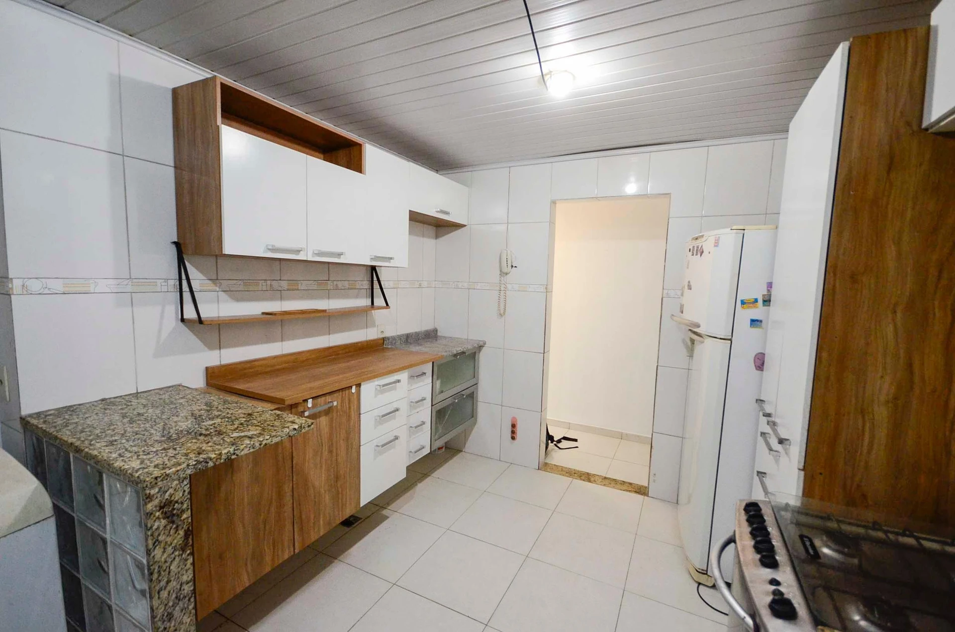 Furnished apartment, 65 m², with a jacuzzi — photo 5