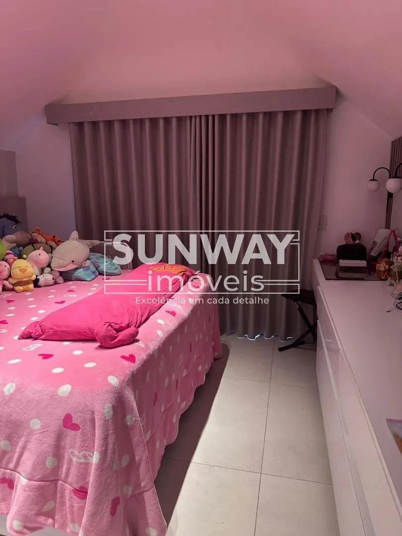 Робоче місце та 6 спалень: будинок 410 м² — photo 21