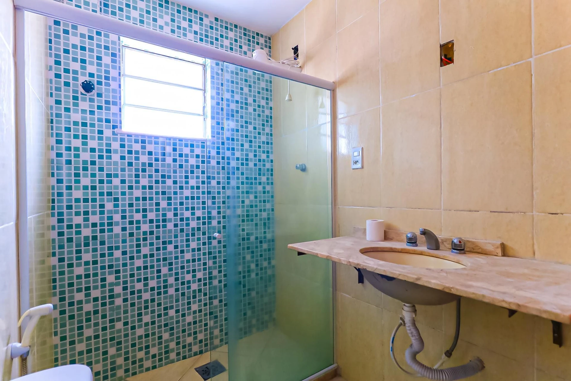 House with 2 bedrooms and a private garden — photo 6