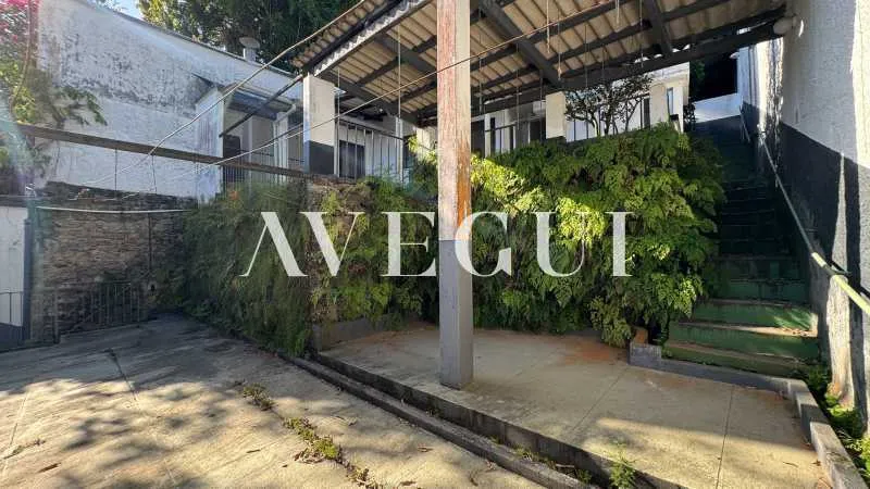 Casa sin amueblar con 4 dormitorios y 556 m² — photo 28