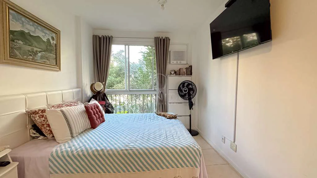 Furnished 2-bedroom apartment with en-suite and parking — photo 12