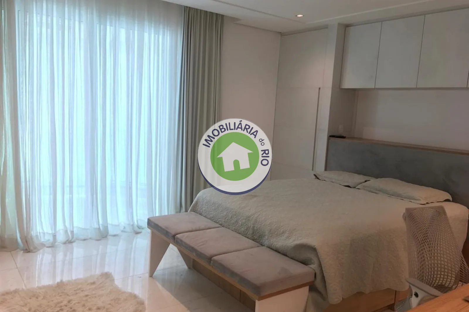 Apartamento mobiliado com 3 dormitórios e 5 banheiros — photo 23