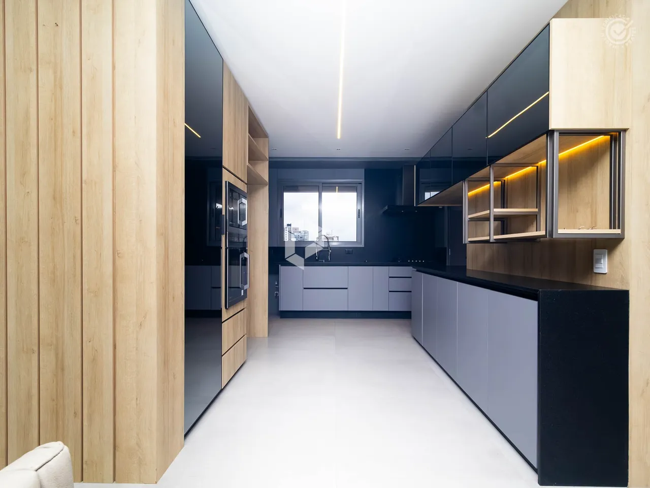 3-bedroom apartment with 4 bathrooms and 2 parking — photo 5