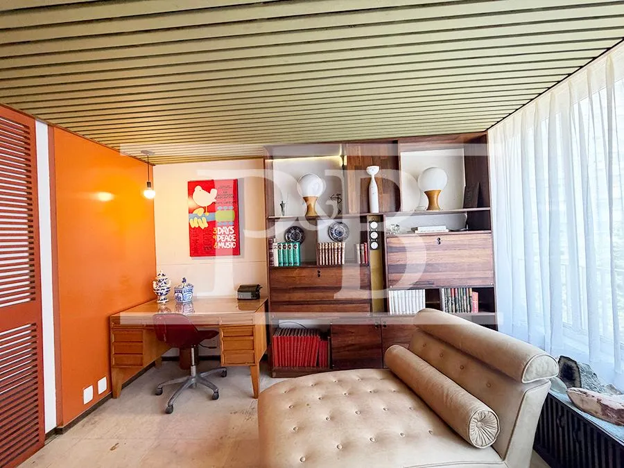 310 m² apartment with floor-to-ceiling windows and a bathtub — photo 26