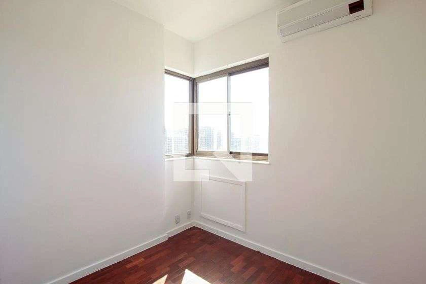 3-bedroom apartment for rent 130 m² with enclosed balcony — photo 12