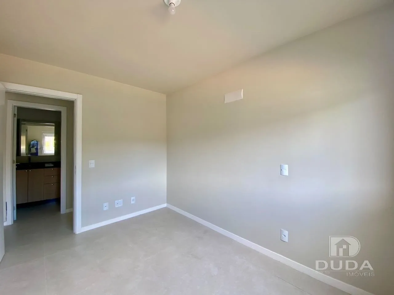 Vista a la montaña y 2 dormitorios: departamento de 72 m² — photo 8