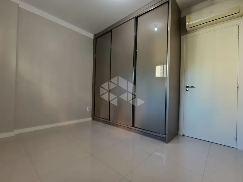 Mountain view in a 4-bedroom apartment, 150 m² — photo 33