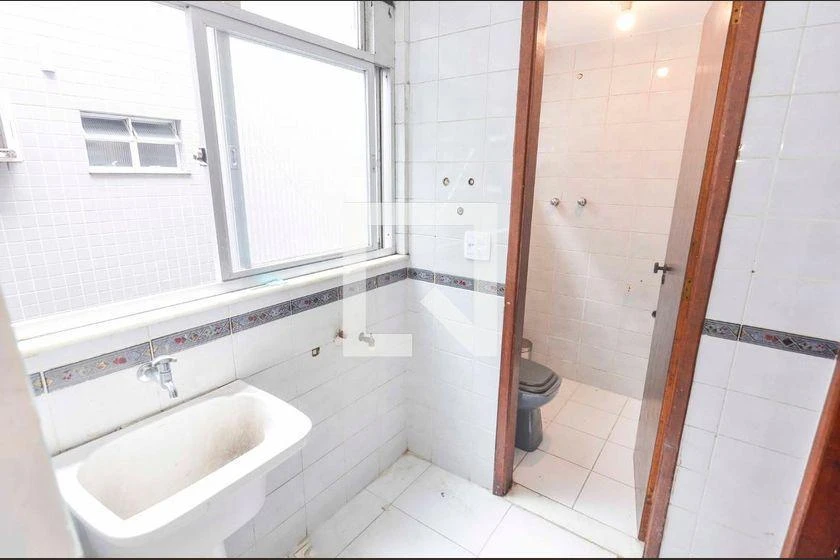 2-bedroom apartment with a mountain view in Rio de Janeiro — photo 36