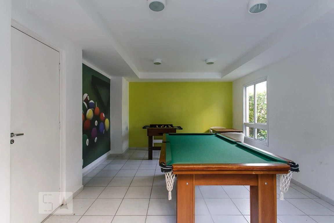 Furnished 2-bedroom apartment with a balcony — photo 11
