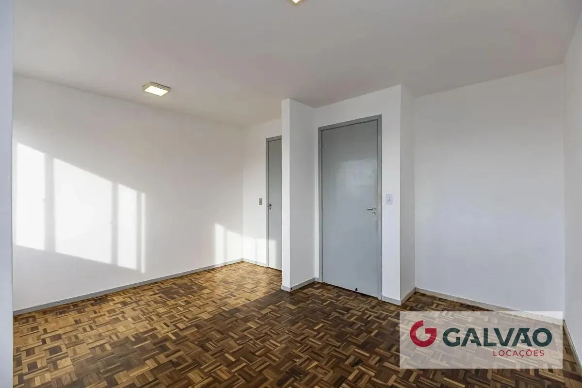 Apartment, 62 m², with wood or laminate floors — photo 12