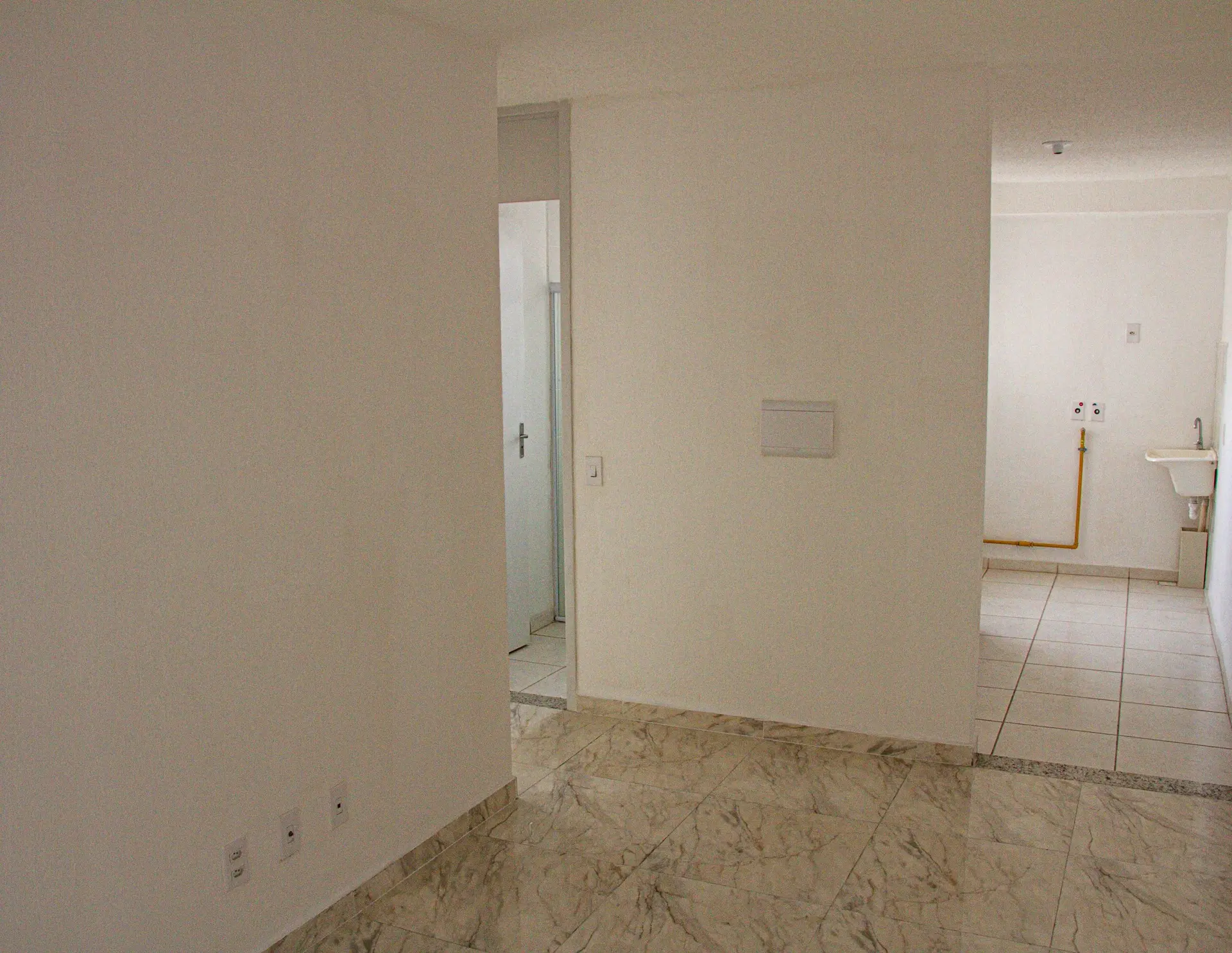 2-bedroom apartment in a building with a sauna — photo 19