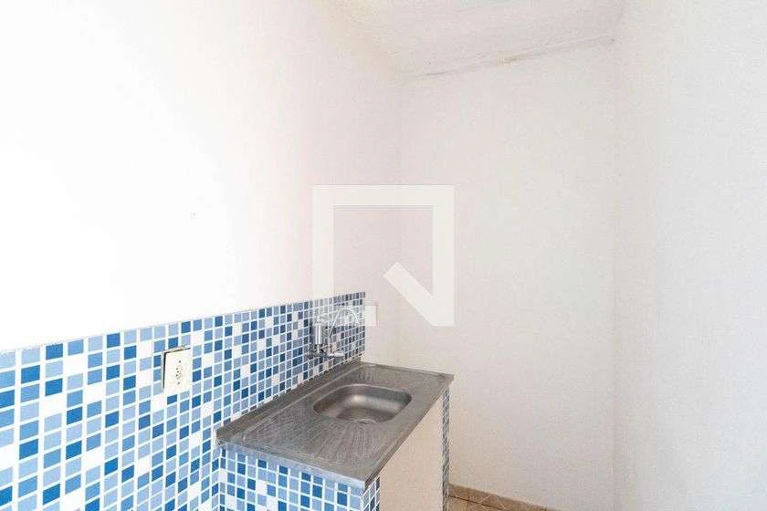 30 m² studio with 1 bedroom and electric shower — photo 7