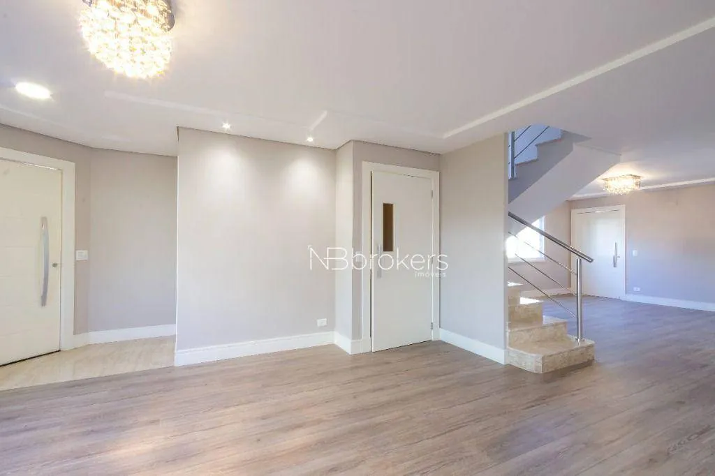 Condo house with 4 bedrooms and 5 bathrooms — photo 10