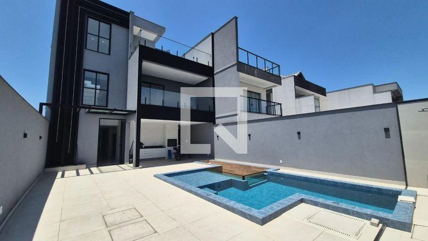 5-bedroom house with floor-to-ceiling windows — photo 12