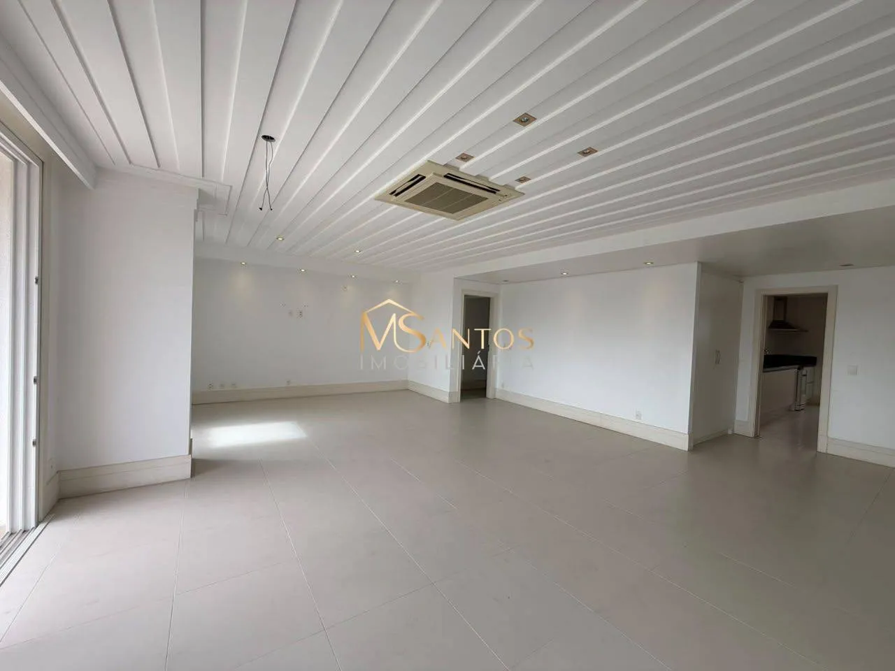 Apartamento mobiliado de 3 quartos em condomínio com piscina — photo 13
