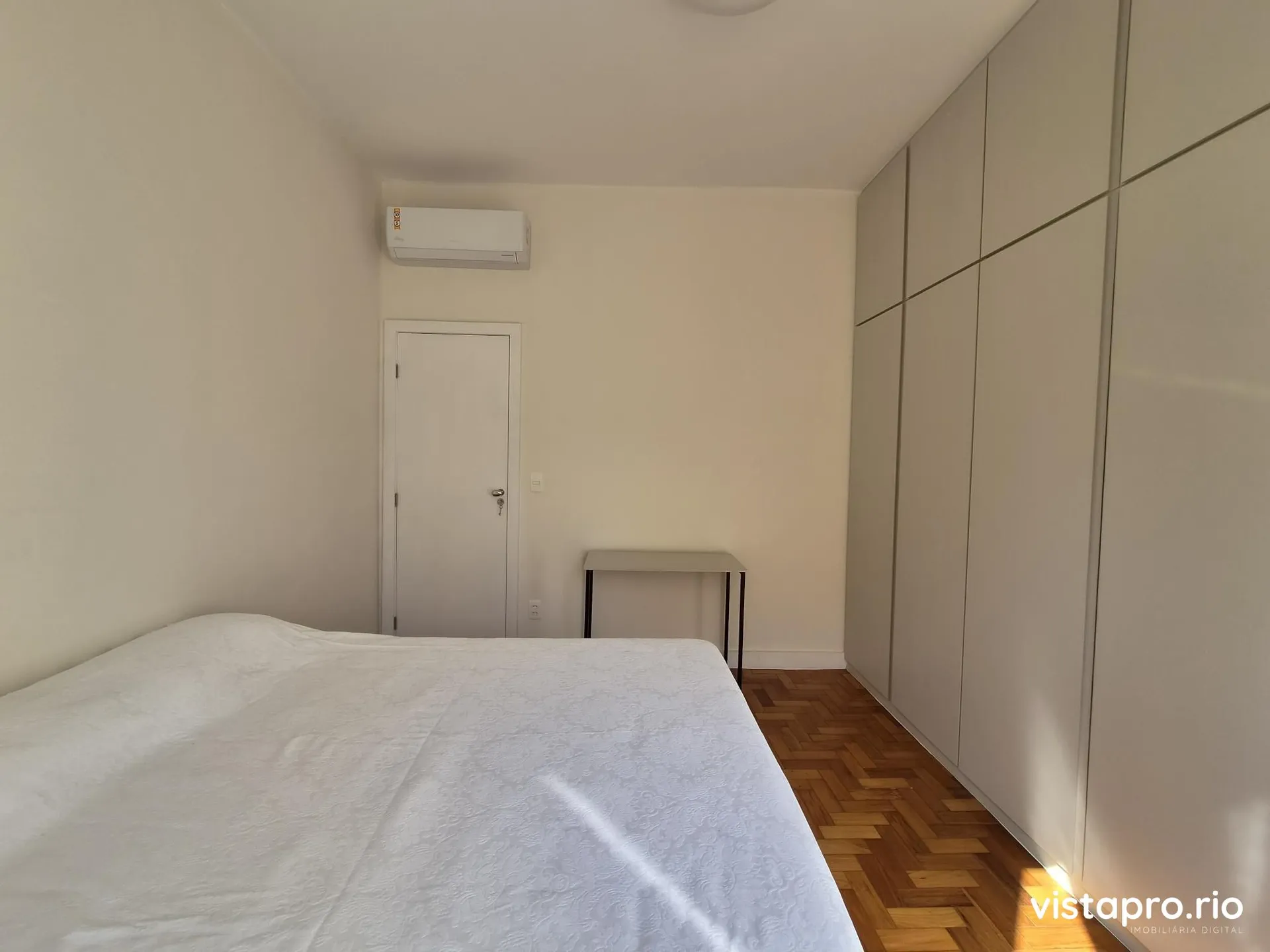 2-bedroom apartment with a washing machine in Rio de Janeiro — photo 6