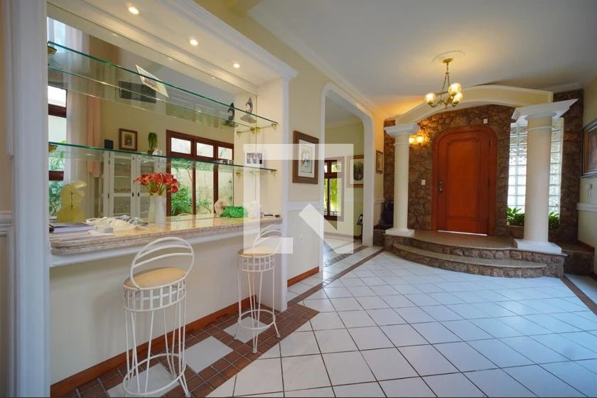 Casa amueblada con 6 dormitorios y jardín privado — photo 5