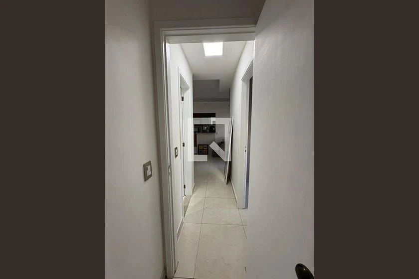 3-bedroom apartment in a building with a gym — photo 19