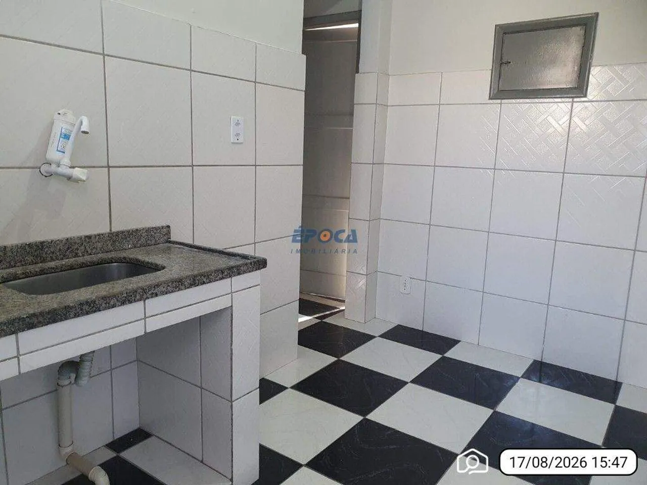 2-bedroom apartment with a balcony — photo 6