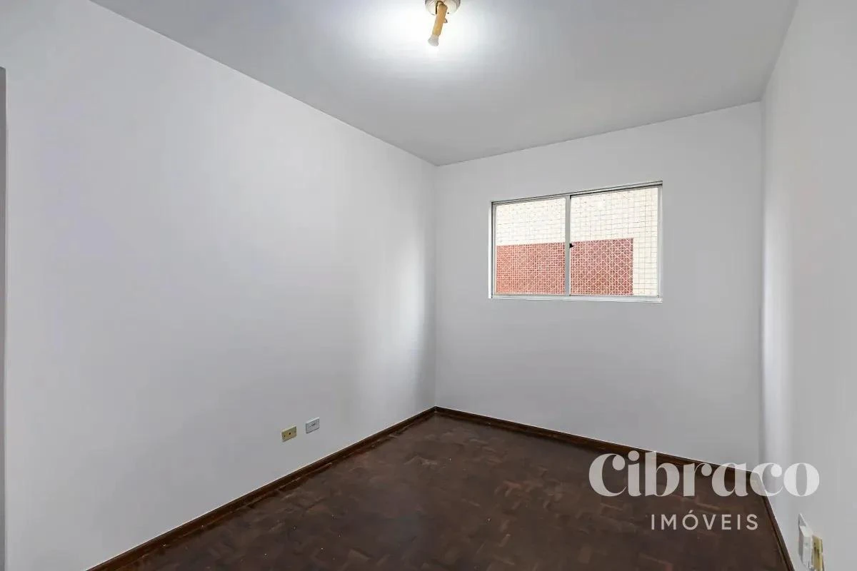 Apartamento com piso de madeira ou laminado, Rebouças — photo 3