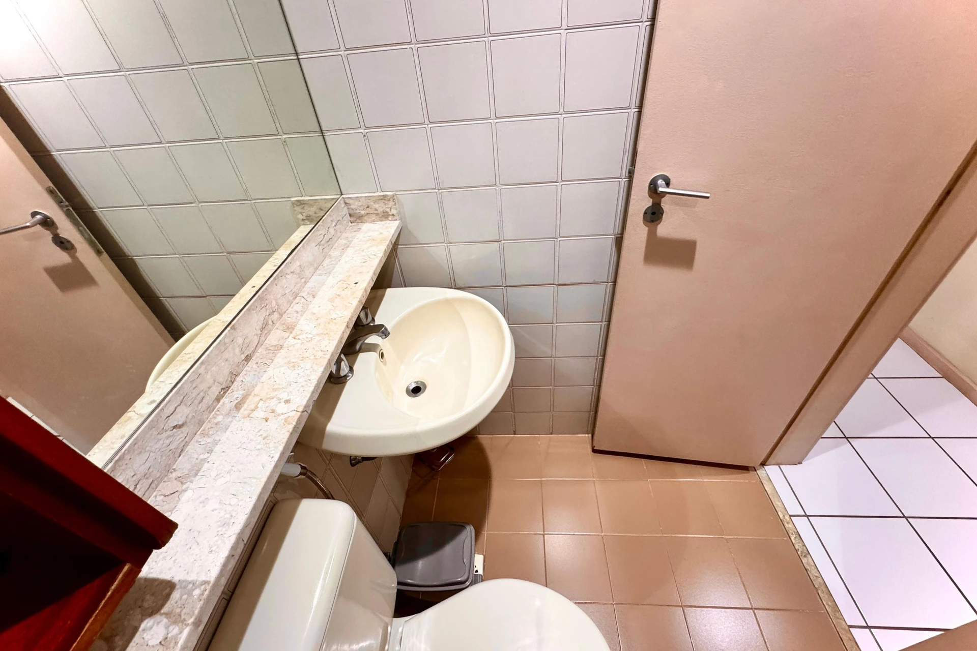 Washing machine in a 2-bedroom apartment, 69 m² — photo 2