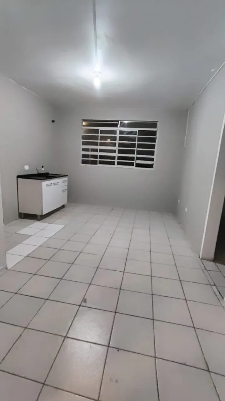 Rental apartment with 2 bedrooms and 1 bathroom — photo 2