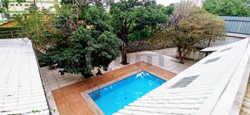 Casa térrea de 350 m² com 6 quartos e 5 suítes — photo 5