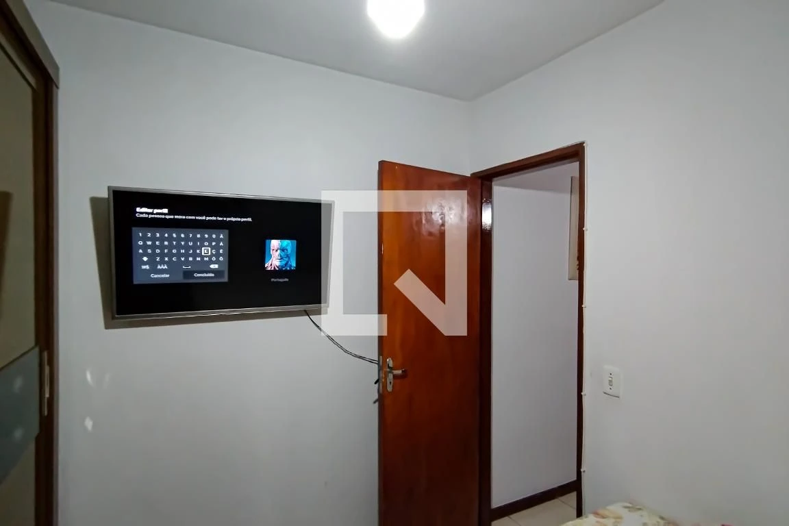 Apartamento amueblado de 1 dormitorio con cocina separada — photo 20