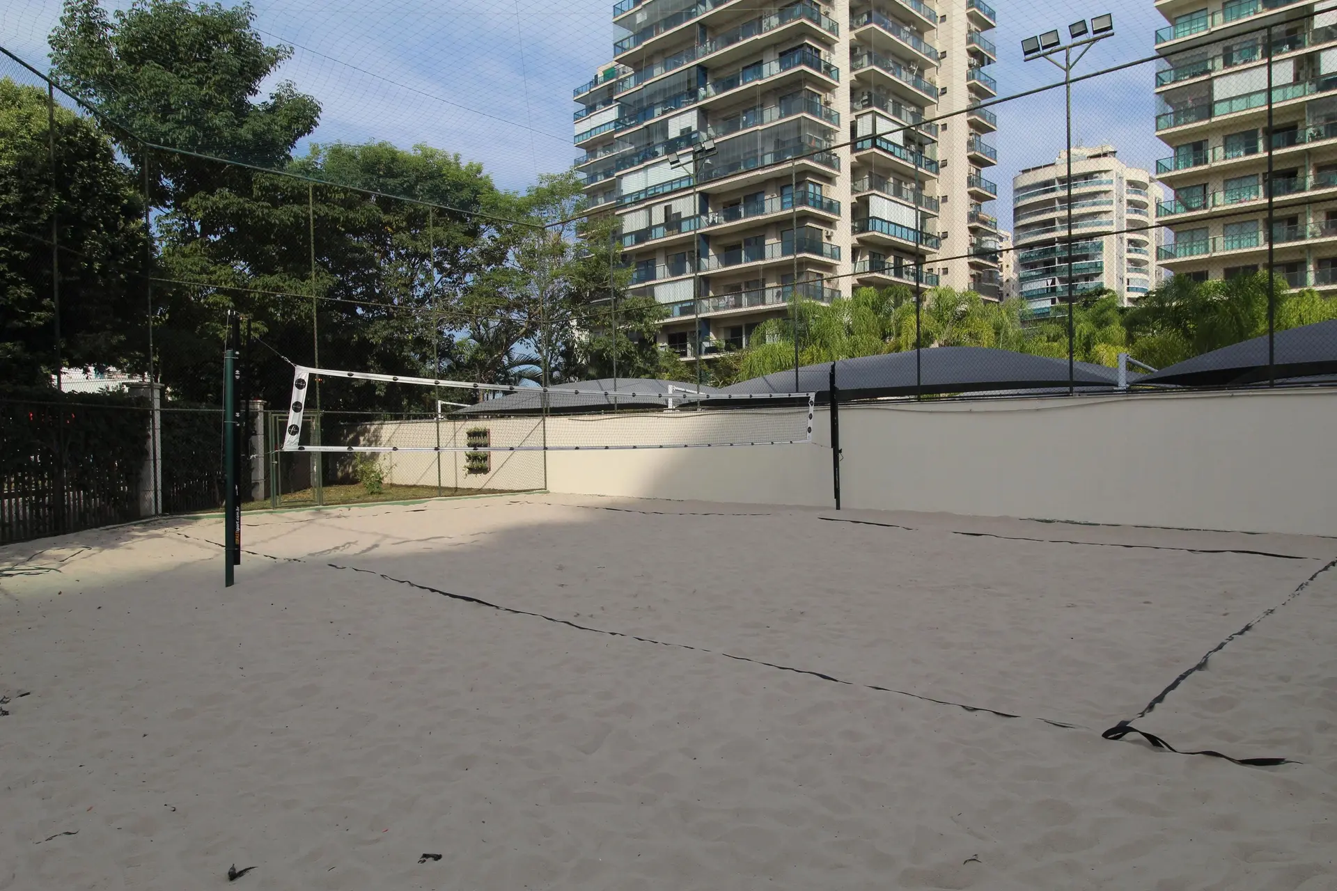 Apartment with 3 bedrooms and 2 bathrooms plus balcony — photo 44