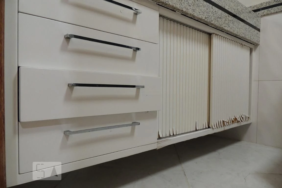 Apartamento de 4 quartos com janelas do piso ao teto — photo 122