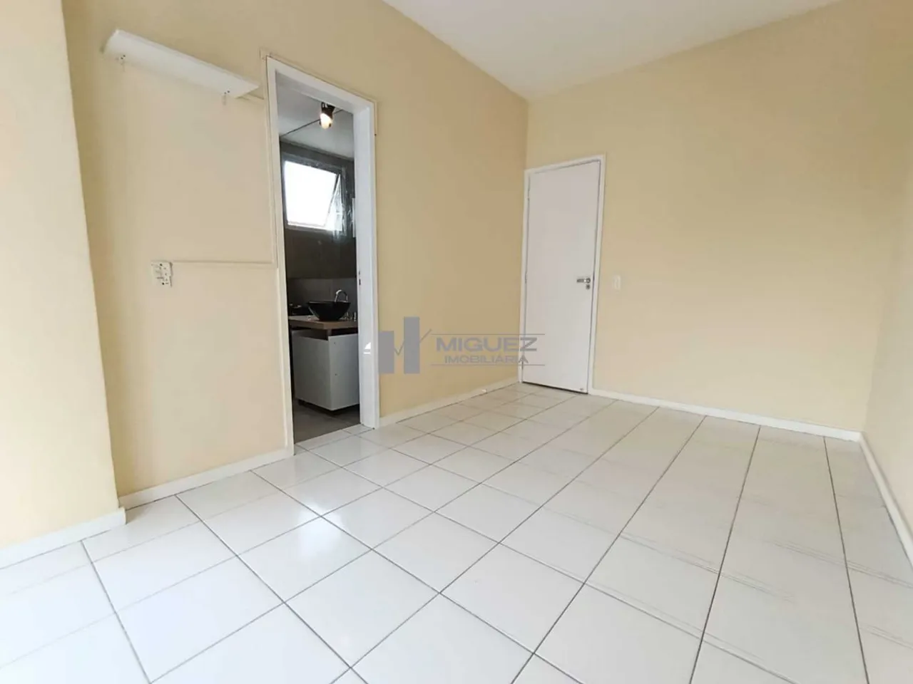 Apartamento en alquiler con 2 dormitorios y 1 plaza — photo 2