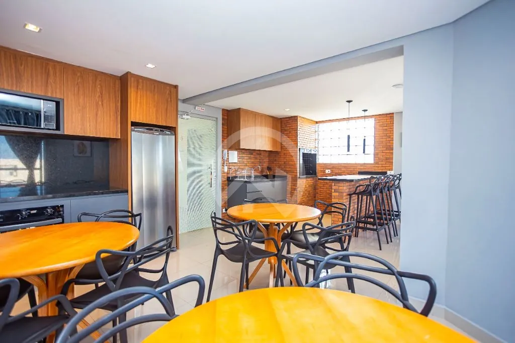 Furnished 1-bedroom apartment with fitted kitchen cabinets — photo 29