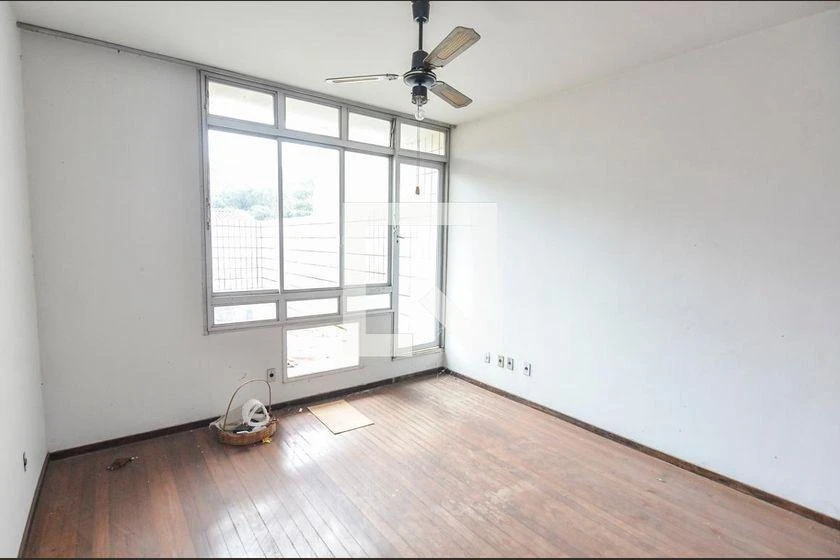 1000 m² house with 6 bedrooms and 1 en-suite — photo 47