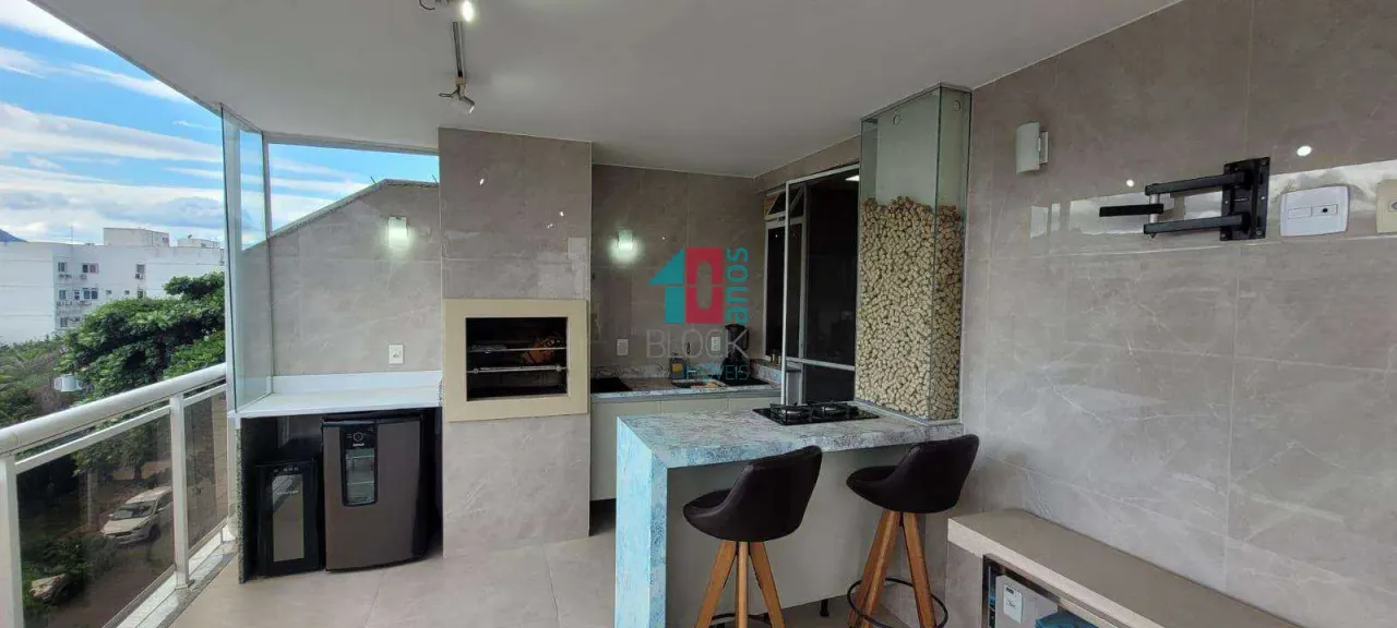 Apartamento mobiliado com 3 quartos e 4 banheiros — photo 4