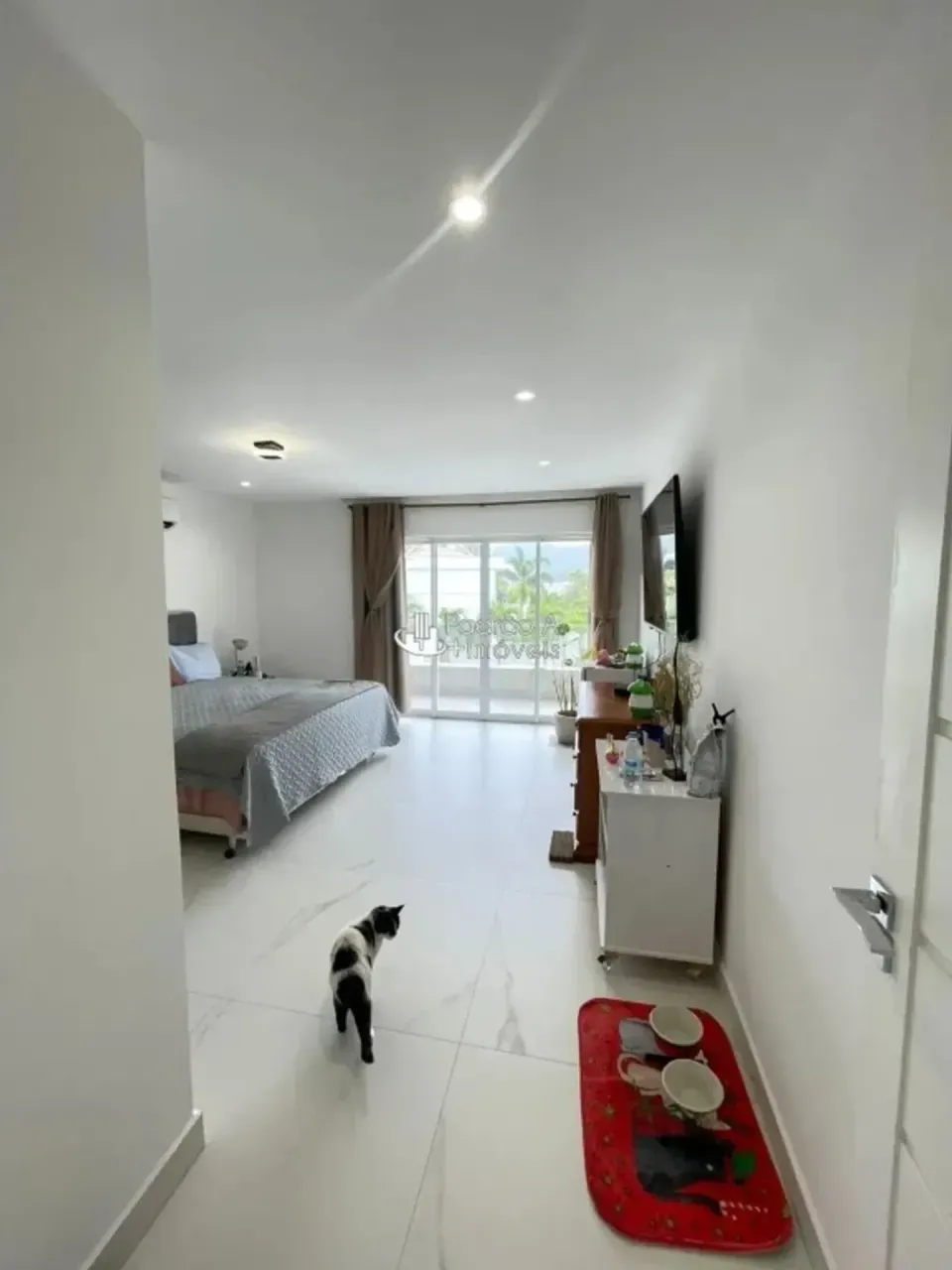 Unfurnished house for rent with 5 bedrooms and 5 baths — photo 3