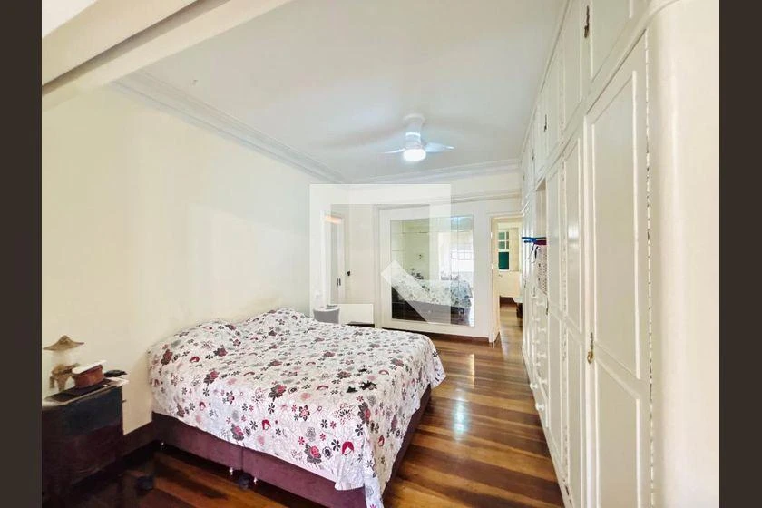4-bedroom house with a mountain view in Rio de Janeiro — photo 10