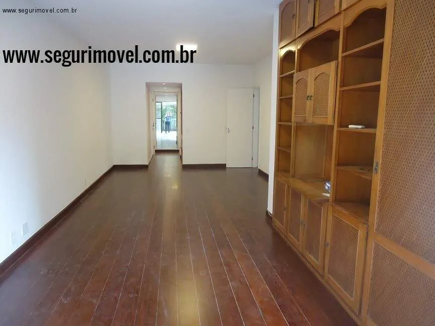 Apartamento de 3 quartos com 3 banheiros e 2 vagas — photo 13