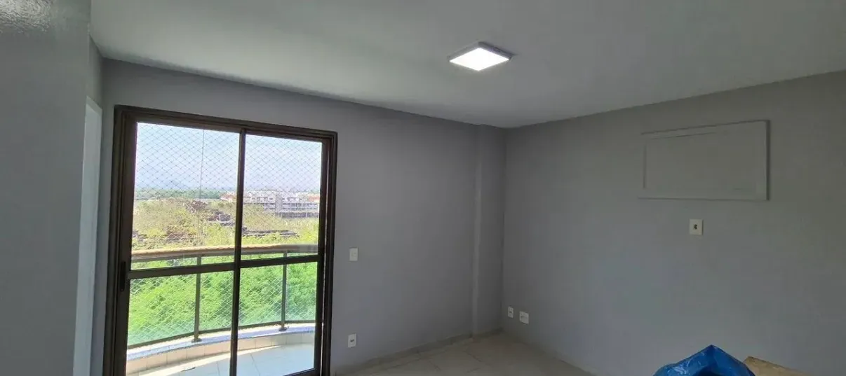 Застеклённый балкон и 3 спальни: квартира 91 м²