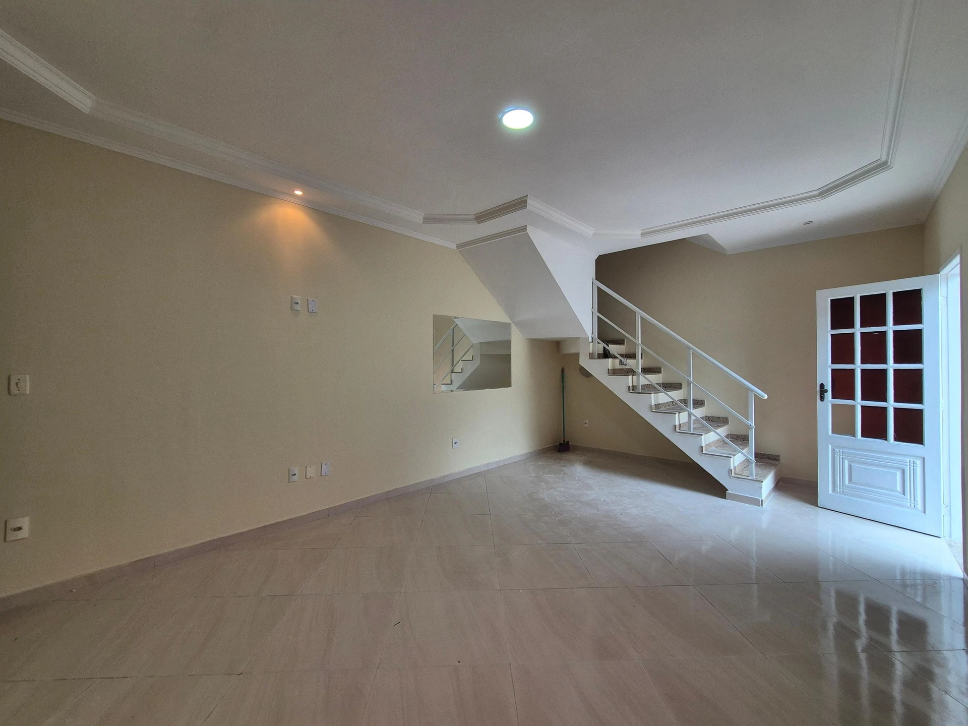 Будинок 180 м² з балконом із грилем та садом — photo 14