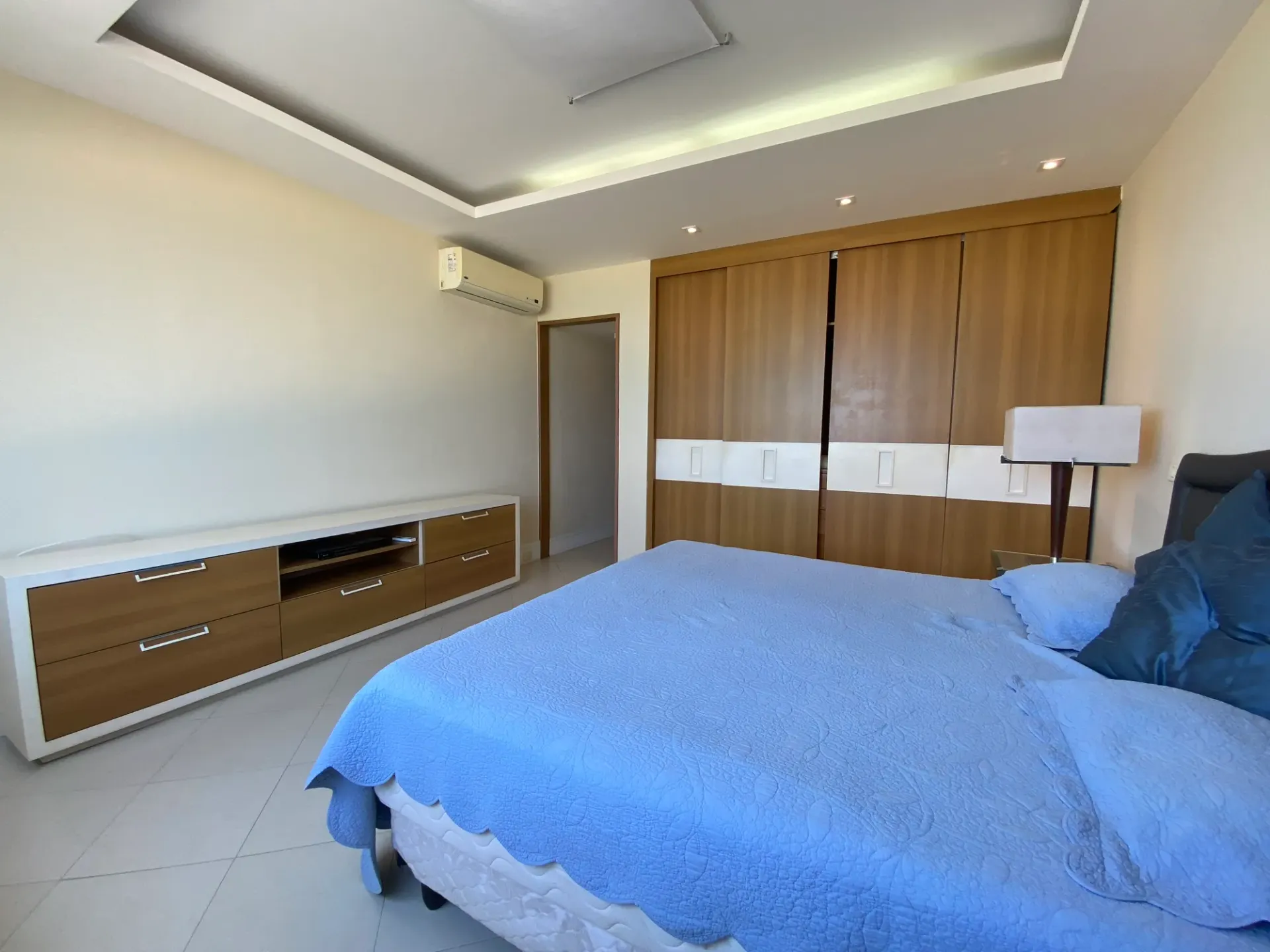 Apartamento de 185 m² com 4 quartos e elevador — photo 22