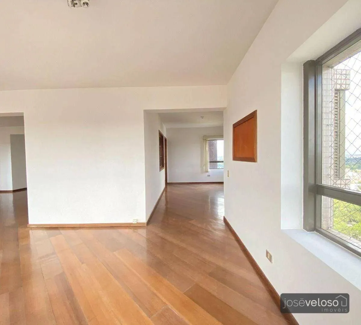 259 m² apartment with 4 bedrooms and private BBQ — photo 4