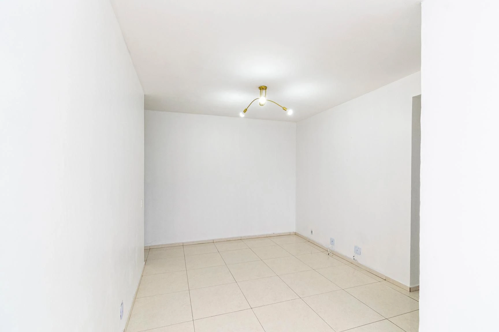2-bedroom apartment with a mountain view in Rio de Janeiro — photo 21